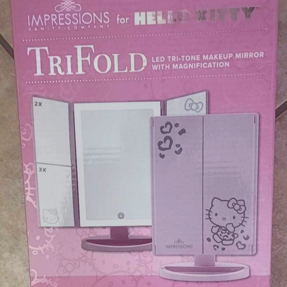 Hello Kitty Tri Fold Led Tri tone make- up mirror
